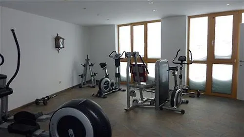 Hotel Rudolfshuette 3*